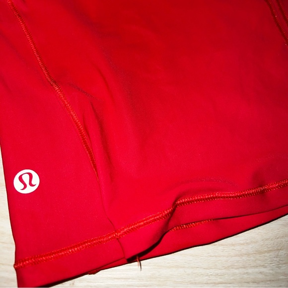 Lululemon “Sculpt” Cropped Tank - Picture 9 of 10